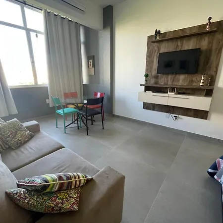 Confortavel Apto Cama Queen E Sofa Cama - Copacabana